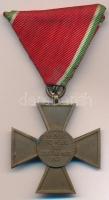 1939. "Magyar Bronz Érdemkereszt" bronz kitüntetés, eredeti mellszalagon T:AU Hungary 1939. "Hungarian Bronze Merit Medal" bronze decoration, with original ribbon C:AU NMK 389.