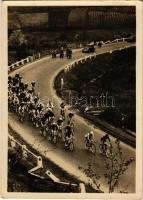 1959 Osztapenko kerékpáros emlékverseny. Képzőművészeti Alap Kiadóvállalat. Magyar Foto, Bojár Sándor / Hungarian bicycle race, Ostapenko Memorial Contest (EK)