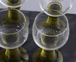 Régi vadász stílusú 8 darabos színezett talpú römer pohár készlet, márvány tálcán, agancs alakú fém ...