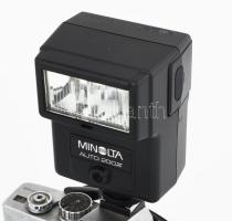 Minolta SrT 303b kamera Rokkor 1:1,7, f: 50mm objektívvel. kisebb sérülések az objektív fém részén