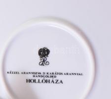 Hollóházi Szász Endre által tervezett mintával díszített tányér. Matricás, jelzett, minimális kopáss...