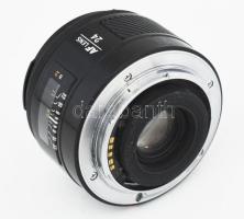 Minolta 1:2,8 f 24 mm nagy látószögű objektív, előtéttel. Sapkák nélkül