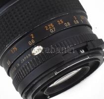 Mamiya-Sekor 1:2,8 f= 45 mm objektív tokkal, kis kopással