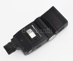 2 db vaku: Nikon Speedlight és Nikon SS 18 Tokjában