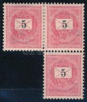 1889 5kr hármastömb, az alsó bélyeg lemezhibákkal, javítással (felső 2 bélyeg falcos) / stripe of 3 with plate flaws and retouche (2 stamps are hinged)