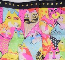 1000 macska. cicás selyem kendő 54x56 cm