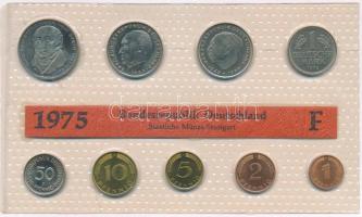 NSZK 1975F 1pf - 5M (9xklf) forgalmi sor fólia tokban T:UNC 5M kiesik a helyéről GFR 1975F 1 Pfenning - 5 Mark (9xklf) coin set in foil packaging C:UNC 5 Mark falls out