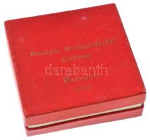 1956. "Országos Mezőgazdasági Kiállítás" aranyozott, zománcozott bronz jelvény eredeti, &q...