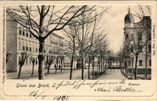 1902 Lajtabruck, Bruck an der Leitha; Laktanya. H. Effenberger kiadása / Kaserne / military barracks (EK)