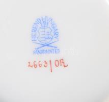 Herendi aranyozott bonbonniere. Kézzesl festett, jelzett kis kopással d: 10 cm