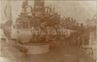 1914 SMS ORJEN Osztrák-magyar Haditengerészet Tátra osztályú romboló matrózai a fedélzeten / K.u.K. Kriegsmarine Matrosen / Austro-Hungarian Navy destroyer SMS Orjen, mariners on deck. photo