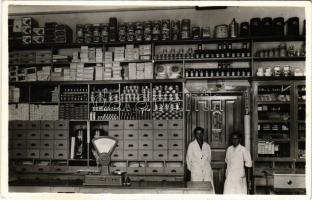 1941 Dés, Dej; Hangya típusbolt üzlete, belső / Cooperative shop interior. Foto Schwarz