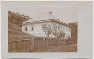 Selmecbánya, Schemnitz, Banská Stiavnica; Holvay Károly borász háza / house of Holvay winemaker. photo (fl)