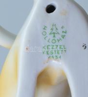 Hollóházi porcelán kutya, kézzel festett, jelzett, hibátlan, 15,5 cm