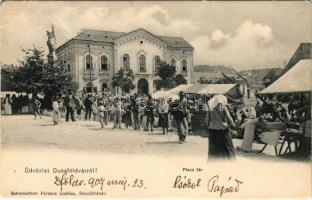 1907 Dunaföldvár, Piac tér árusokkal, gyógyszertár. Schwendtner Ferenc kiadása (Rb)