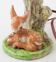 Jelzett (B) őzikés asztali lámpa, kézzel festett mázas kerámia, jó állapotban, m: búra nélkül 15 cm