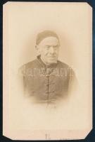 1865 Edvi Illés Pál (1793-1871) evangélikus lelkész, költő, az MTA levelező tagja; vizitkártya Schrecker Ignác (1834-1888) pesti műterméből, sarkai vágottak, 9,5x6 cm