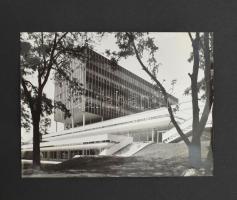 1978 Az Államigazgatási Főiskola ünnepélyes avatása és első tanévnyitója, fotóalbum vegyes méretű ké...