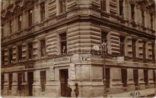 1912 Wien, Vienna, Bécs IV. Wieden, Johann Strauss Gasse, Seis Gasse, Milch und Obers Aus Herschaftlicher Meierei, Emanuel Suchanek Glashändl. / street, shops. photo (fa)