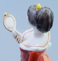 Hollóházi tükrös nő. Jelzett, minimális lepattanással, m: 28 cm