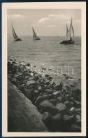 1955 Dénes Zsófia (Zsuka) írónő, Papp Oszkár (Japsi) és Szalatnyay József (Szepi) által aláírt képes...
