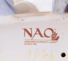 1999, Lladro kislány, hiánnyal, m: 22 cm