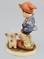 Hummel fiú malacokkal, jelzett, restaurált, sérült, m: 14 cm