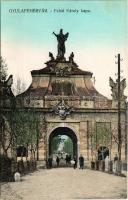 1915 Gyulafehérvár, Alba Iulia; Felső Károly kapu, K.u.K. katonák / castle gate, K.u.K. soldiers + K.u.K. Spitalszug No. XVI.