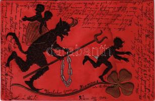 1902 Krampusz dombornyomott / Krampus greeting embossed (lyuk / pinhole)