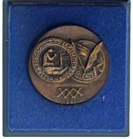 Szabó Iván (1913-1998) 1972. "Györffy István Kollégium - NÉKOSZ - XXX" kétoldalas bronz em...