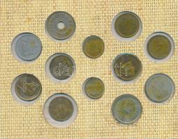 Egyiptom 12db-os szuvenír érme szett foltos papírtokban T:vegyes Egypt 12pcs of coins in souvenir se...