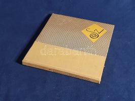 Szűr Szabó József: 
Szűr Szabó József karikatúrái. (Dedikált.)
Budapest, 1964. Képzőművészeti Alap...