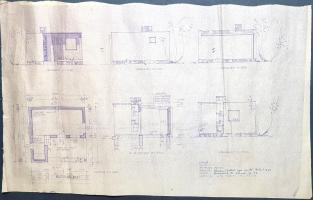 [Műszaki rajz] Hétvégi ház terve. Homlokzatrajz, oldalmetszet és alaprajzok. Méret: 1: 50. Simon Antal okleveles építész munkája. Aláírt, dátumbélyegzett, stencilezett másolat (1968). Budapest, 1968. Stencilezett tervmásolat. Mérete: 335x350 mm. Építészeti tervünk a késő 1960-as évek magánépítészeti formakincsébe avat be. A 25 négyzetméter alapterületű hétvégi ház lakóhelyiséggel, főzőfülkével és terasszal büszkélkedhetik, a tervező magában álló, bokrokkal körülvett, csapott tetejű, kéményes és ablakai révén napfényes nyaralót tervezett, amely azonban mellékhelyiségek híján huzamosabb tartózkodásra nem alkalmas. Tervünk a ház alaprajzát, keresztmetszeti rajzát, valamint valamennyi homlokzatának rajzát tartalmazza, egységesen 1:50 méretarányban. A terve alatt dátumbélyegzés, illetve a tervező megnevezése, feltételezhetően saját kézírásával. Építészeti tervünk tartalmazza az építész elérhetőségét is, telefonszáma azonban homályban marad. A tervlapon apró gyűrődés. Jó állapotú lap.