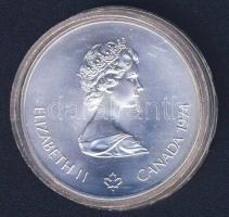 Kanada 1974. 5$ Ag "Montreali olimpia - Atléta fáklyával" T:1