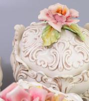 Bassano 3 darab olasz dísz leveskínáló, egyik merőkanállal, plasztikus rózsa díszítménnyel, m: 21-25...