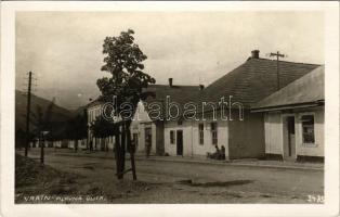 Várna, Trencsén-Várna, Varín; Hlavná ulica / Fő utca, üzletek / main street, shops