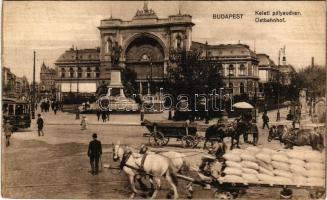 1915 Budapest VII. Keleti pályaudvar, teherszállító lovaskocsi, villamos, Baross szobor (EK)