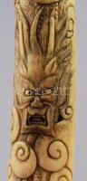 Kiseruzutsu. Japán, Meidzsi-kor, faragott sárkánymintával, szarvascsont?, h: 20,5 cm