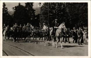 1940 Nagyvárad, Oradea; bevonulás, Horthy Miklós / entry of the Hungarian troops, Regent Horthy + "1940 Nagyvárad visszatért" So. Stpl. (EB)