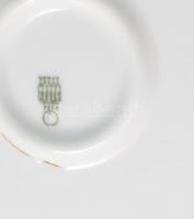 Zsolnay salátás tál. Porcelán, plasztikus díszítéssel, jelzett, hibátlan d: 25 cm