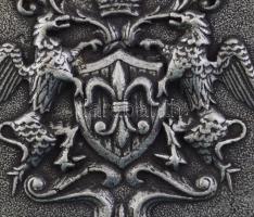 Retro német lőportartó edény, címermintával díszített, bőr akasztóval, 23x18 cm