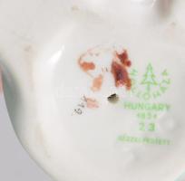 Hollóházi homokozó ovis kislány, kézzel festett, jelzett, hibátlan m: 10 cm