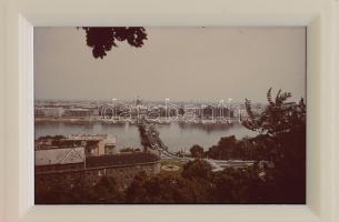 125 db Magyar és orosz Budapest, Leningrád stb városképes dia film. dobozban, képjegyzékkel