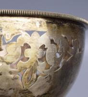 Ezüst (Ag) kínáló, üvegbetét nélkül, jelzett, d: 19 cm, nettó: 301g