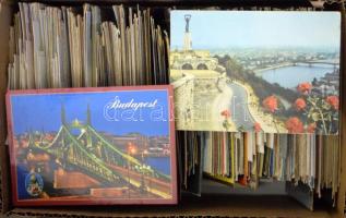 Nagyrészt rendezett modern magyar városképes gyűjtemény, kb. 5.000 db lap településenként válogatva ...