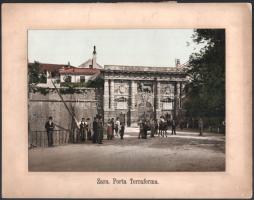 cca 1900 Zára (Zadar, Zara), Porta Terraferma, színes fotokróm nyomat, paszpartuban, 28x21,5 cm