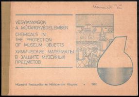 Vegyianyagok a műtárgyvédelemben. Chemicals in the protection of museum objects. Összeáll.: Török Klára, Morgós András. Bp., 1980., Múzeumi Restaurátor- és Módszertani Központ. Haránt alakú félvászon-kötés.