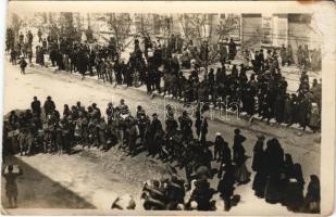 1918 Szekszárd, Platzmusik / osztrák-magyar katonai zenekar koncertje. photo (vágott / cut)