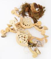 Antik fa csillár. Hatágú, szétszedhető, porcelán és réz tartozékokkal, faragott fa bojtokkal, régi k...