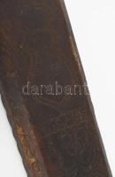 Antik mángorló 1892 magyar címeres Misj feliratos. Faragott fa, kisebb sérülésekkel 68 cm